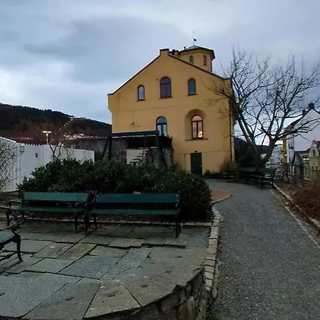 Dinbnb L Traditional Bergenhouse L 10min To Bryggen L 24l7