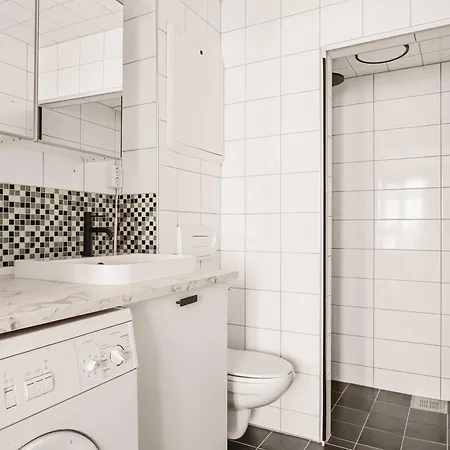 Dinbnb L Traditional Bergenhouse L 10min To Bryggen L 24l7 Apartment Bergen