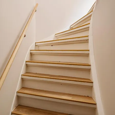 Apartment Dinbnb L Traditional Bergenhouse L 10min To Bryggen L 24l7