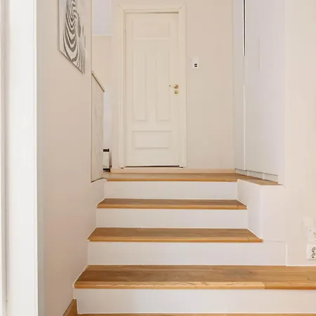 Dinbnb L Traditional Bergenhouse L 10min To Bryggen L 24l7 Apartment Bergen