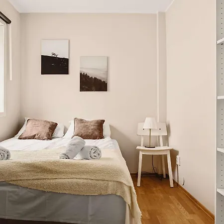 Dinbnb L Traditional Bergenhouse L 10min To Bryggen L 24l7 Bergen