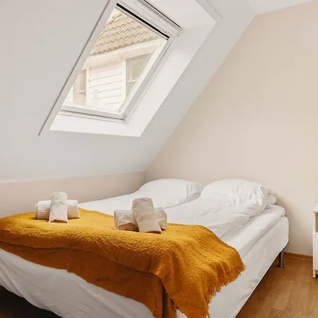Dinbnb L Traditional Bergenhouse L 10min To Bryggen L 24l7 Bergen