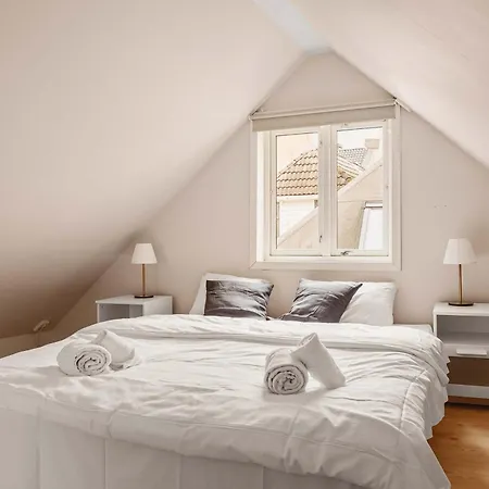 Dinbnb L Traditional Bergenhouse L 10min To Bryggen L 24l7 * Bergen