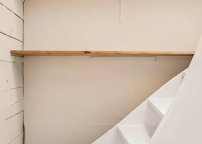 Апартаменты Dinbnb L Traditional Bergenhouse L 10min To Bryggen L 24l7 *